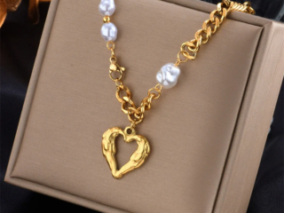 Γυναικείο Κολιέ Καρδιά με Πέρλες από Ατσάλι Επιχρυσωμένο