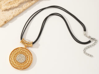 Γυναικείο Κολιέ Μενταγιόν Zircon με Δερμάτινο Κορδόνι