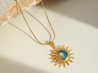 Γυναικείο Κολιέ Μπλε Ήλιος από Ανοξείδωτο Ατσάλι Επιχρυσωμένο 18K