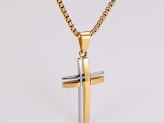 Ανδρικό Μενταγιόν Σταυρός Black Silver Gold από Ανοξείδωτο Ατσάλι