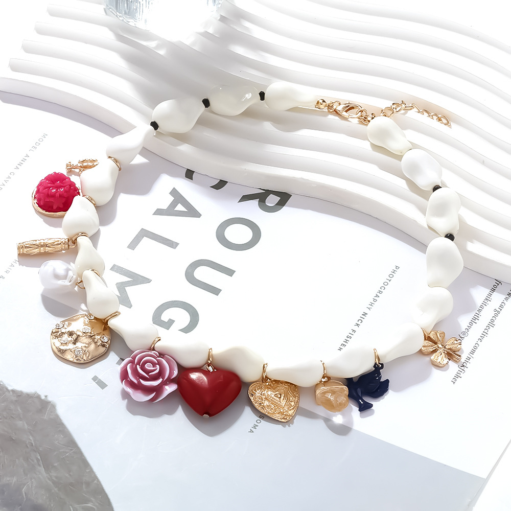 Γυναικείο Κολιέ Statement Romantic Vacation με Χάντρες και Charms Γυναικείο Κολιέ Statement Romantic Vacation με Χάντρες και Charms