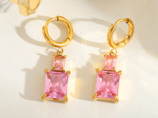 Γυναικεία Σκουλαρίκια Ροζ Ορθογώνια από Ανοξείδωτο Ατσάλι Επιχρυσωμένα 18Κ με Zircon