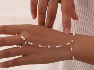 Γυναικείο Βραχιόλι Pearls Αλυσίδα Χεριού - Δαχτυλίδι από Ανοξείδωτο Ατσάλι με Πέρλες