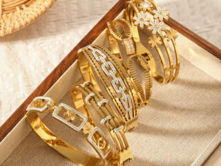 Γυναικείο Βραχιόλι Χειροπέδα Luxury Gold από Ανοξείδωτο Ατσάλι Επιχρυσωμένο 18Κ με Zircon