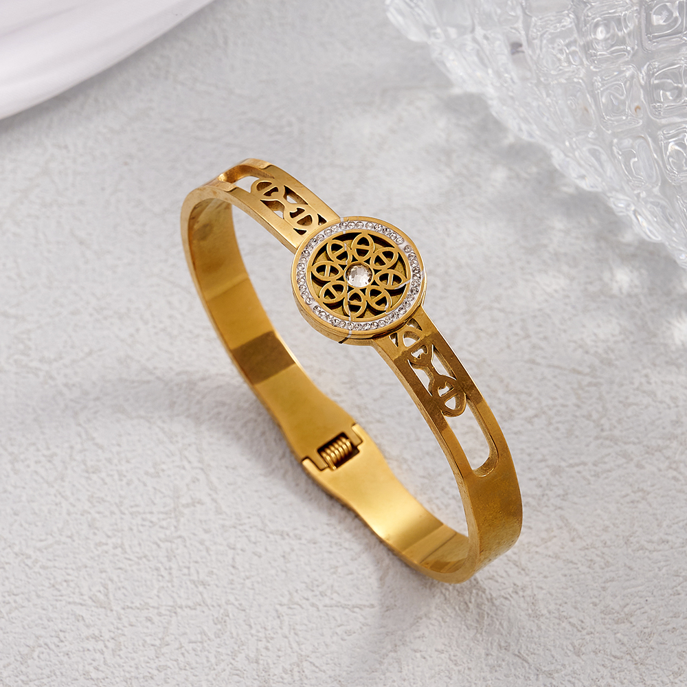 Γυναικείο Βραχιόλι Χειροπέδα Golden Statement από Ανοξείδωτο Ατσάλι Επιχρυσωμένο 18Κ με Zircon Γυναικείο Βραχιόλι Χειροπέδα Golden Statement από Ανοξείδωτο Ατσάλι Επιχρυσωμένο 18Κ με Zircon