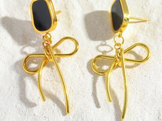 Γυναικεία Σκουλαρίκια Midnight Bow από Ανοξείδωτο Ατσάλι Επιχρυσωμένα 18Κ Μαύρο