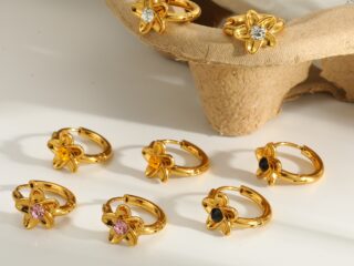 Γυναικεία Σκουλαρίκια Κρίκοι Crystal Daisy Hoops από Ανοξείδωτο Ατσάλι Επιχρυσωμένα 18Κ με Zircon