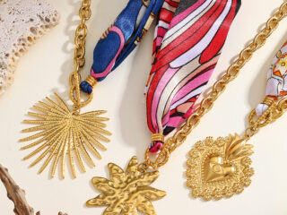 Γυναικείο Κολιέ Navarino Silk & Gold Scarf Necklace από Ανοξείδωτο Ατσάλι Επιχρυσωμένο 18Κ σε Υφασμάτινο Μαντήλι