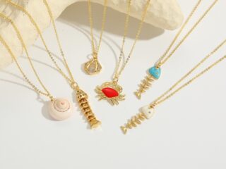 Γυναικείο Κολιέ Marina Fish Charm από Ανοξείδωτο Ατσάλι Επιχρυσωμένο 18Κ με Micro-Zircon Λεπτομέρειες