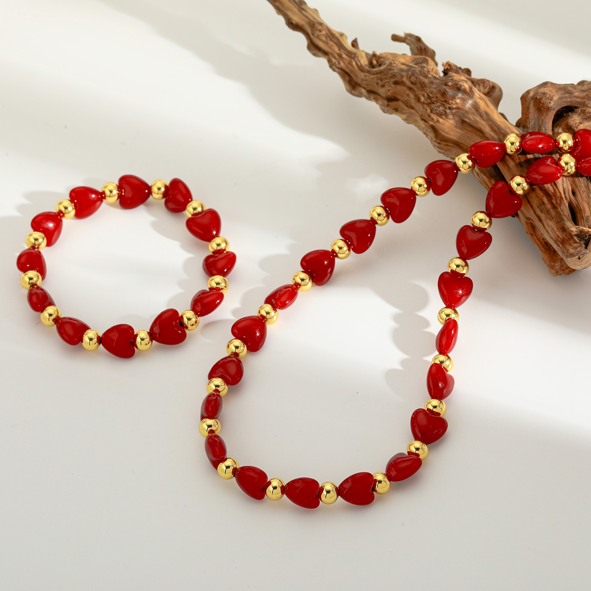Γυναικείο Σετ Κολιέ - Βραχιόλι Αλυσίδα Amor Enamel Heart Necklace & Bracelet Set Επιχρυσωμένο 18Κ Γυναικείο Σετ Κολιέ - Βραχιόλι Αλυσίδα Amor Enamel Heart Necklace & Bracelet Set Επιχρυσωμένο 18Κ