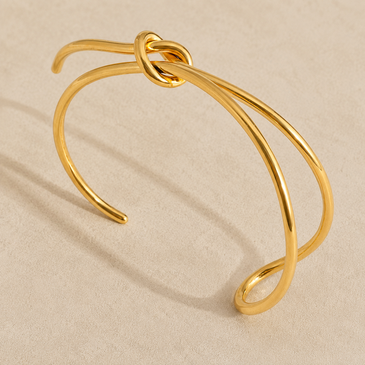 Γυναικείο Βραχιόλι Aura Tie Open Cuff από Ανοξείδωτο Ατσάλι Επιχρυσωμένο 18Κ Ανοιχτού Τύπου Χρυσό Γυναικείο Βραχιόλι Aura Tie Open Cuff από Ανοξείδωτο Ατσάλι Επιχρυσωμένο 18Κ Ανοιχτού Τύπου Χρυσό
